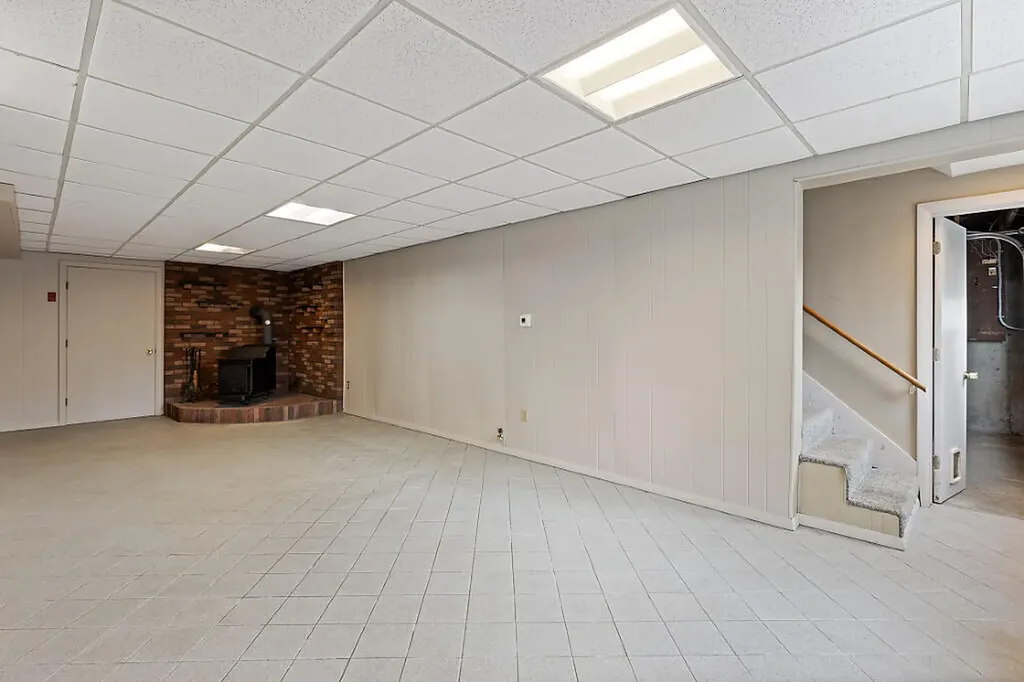 222 Ward Road Augusta ME 04330