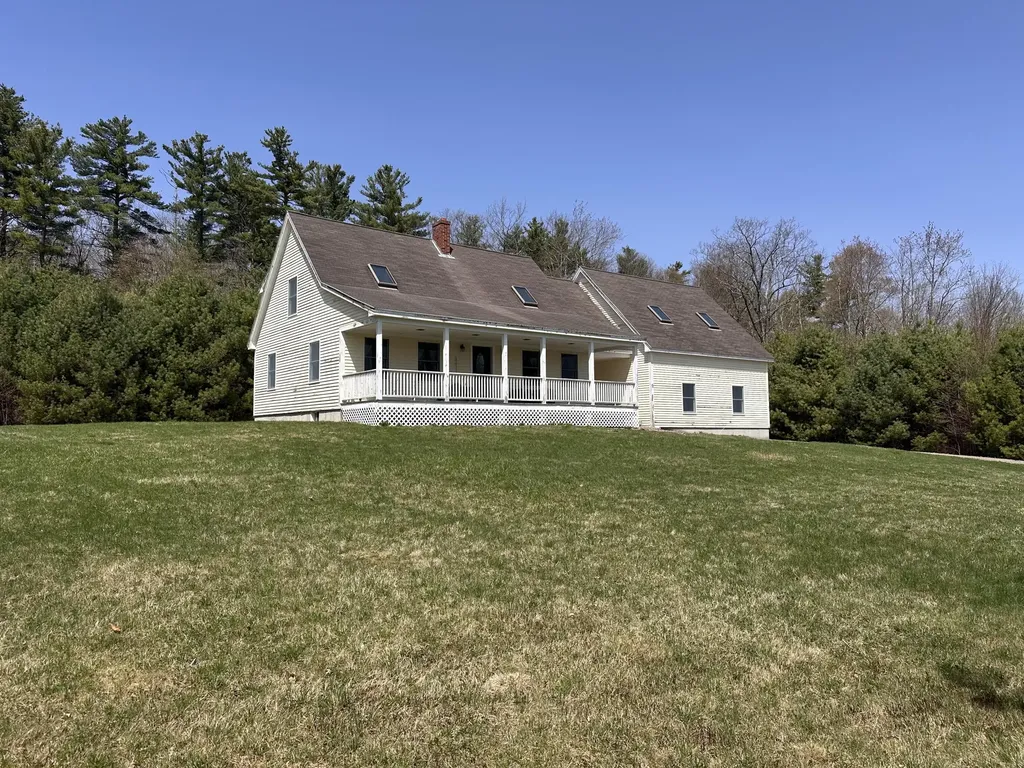 40 Goding Road Lebanon ME 04027