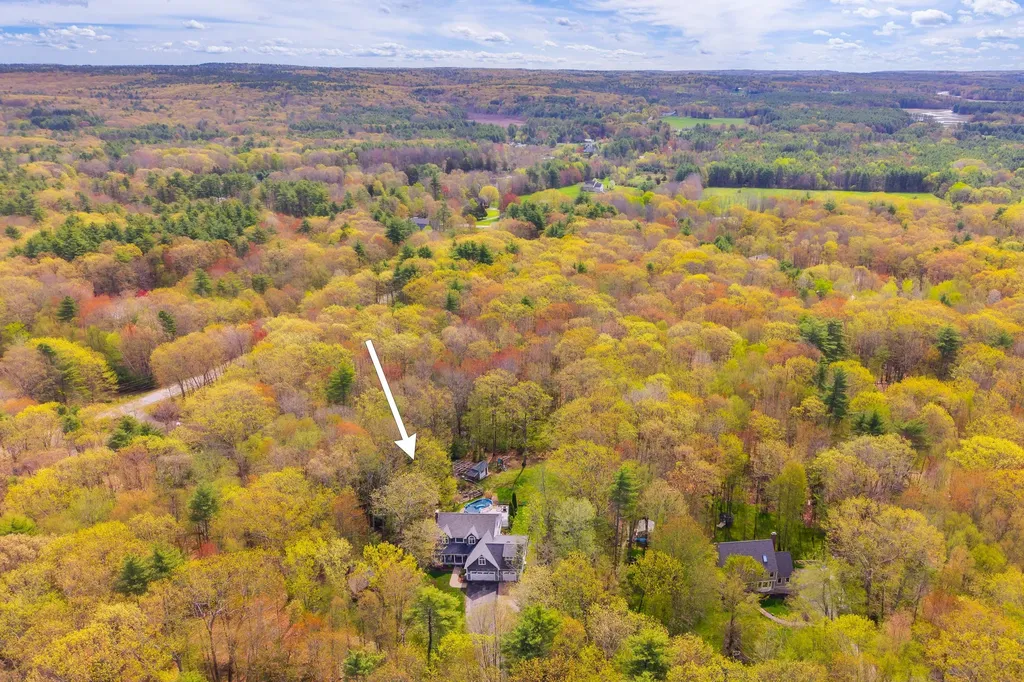 19 Hemlock Ridge Lane York ME 03909