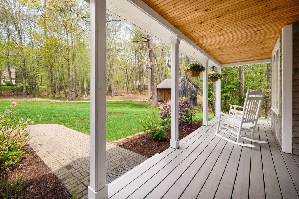19 Hemlock Ridge Lane York ME 03909