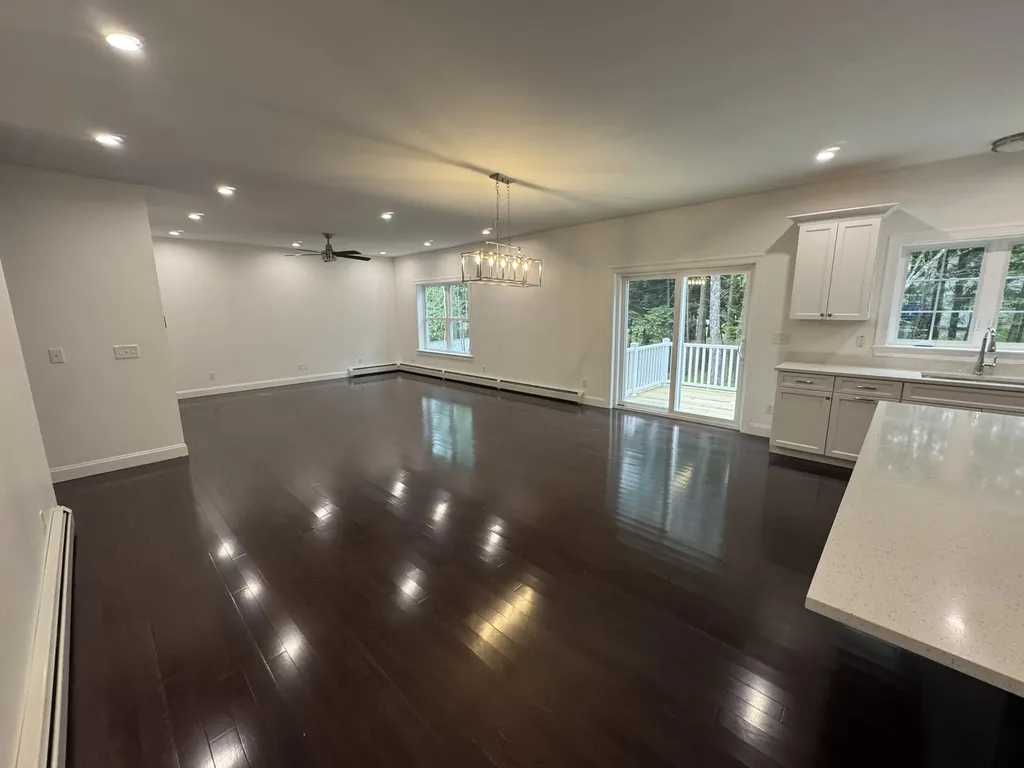 14 Macadamia Lane Lewiston ME 04240