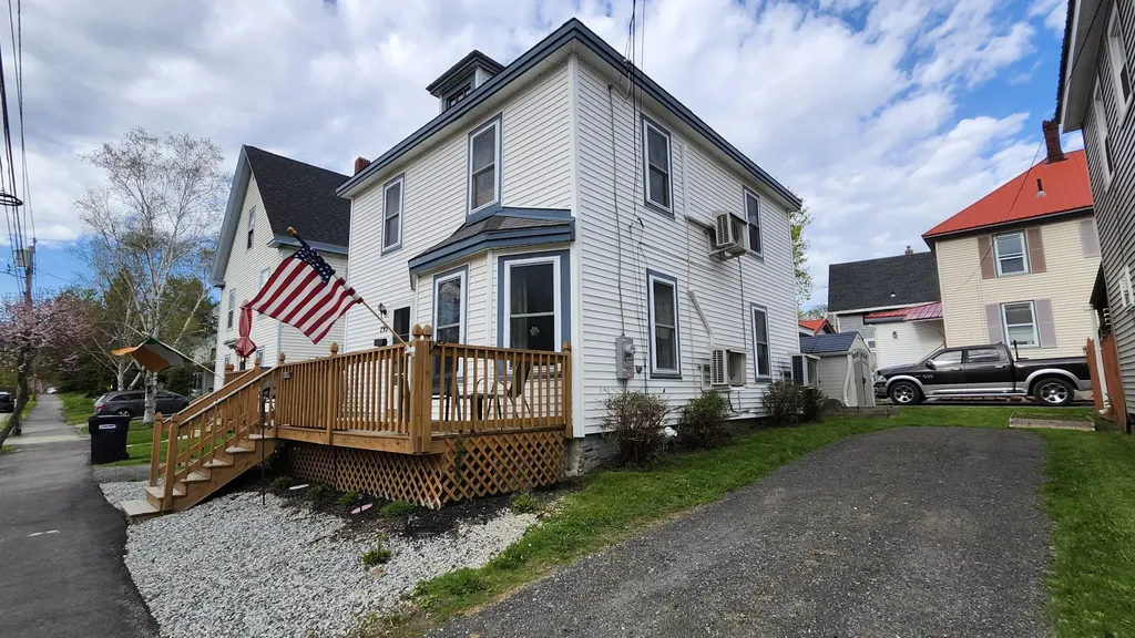 295 Grove Street Bangor ME 04401