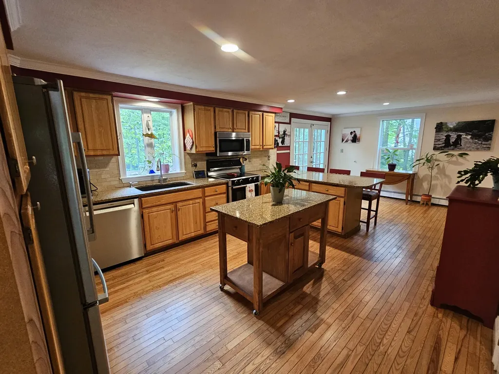 33 Oak Ridge Drive Standish ME 04084