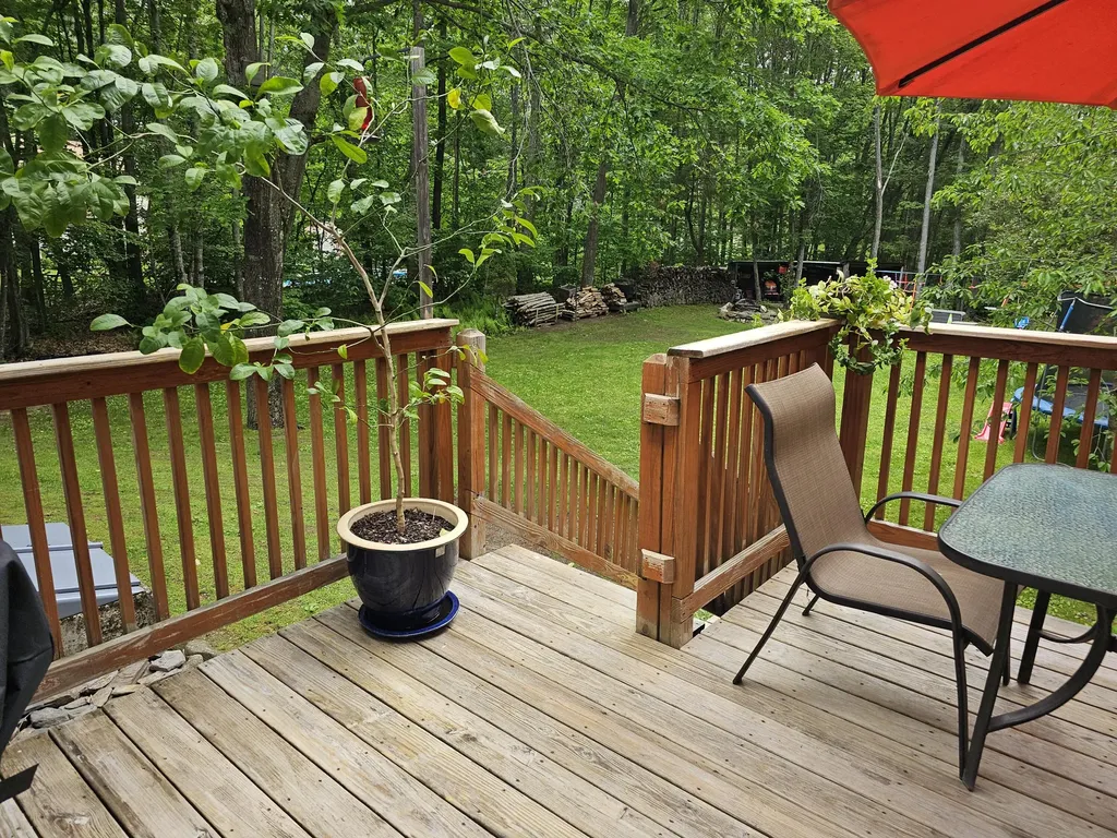 33 Oak Ridge Drive Standish ME 04084