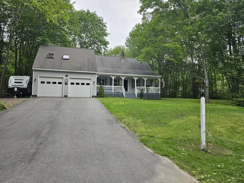 33 Oak Ridge Drive Standish ME 04084