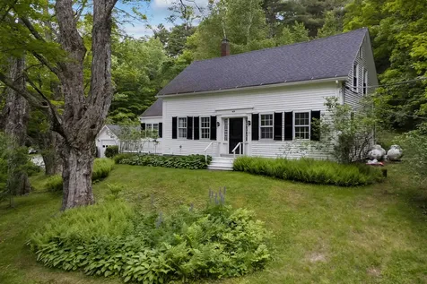 419 River Road Newcastle ME 04553