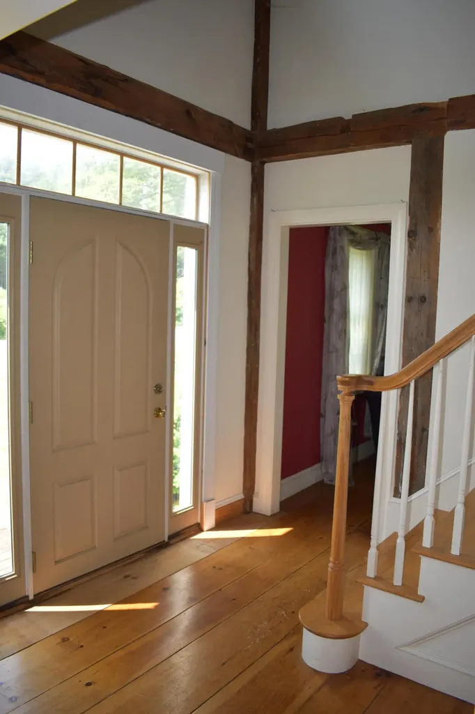 31 Gray Road North Yarmouth ME 04097