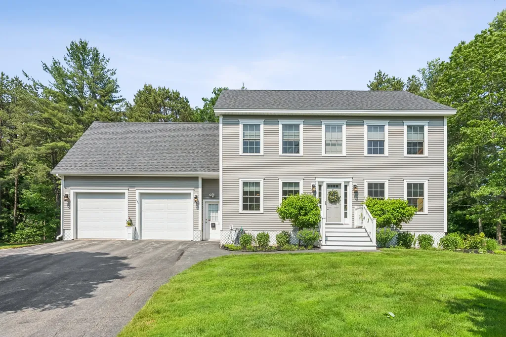 3 Bradfield Way Kennebunk ME 04043