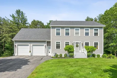 3 Bradfield Way Kennebunk ME 04043