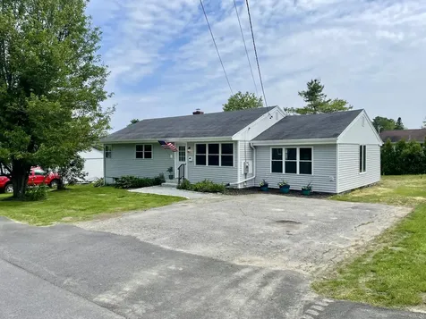 10 Crawford Drive Bath ME 04530