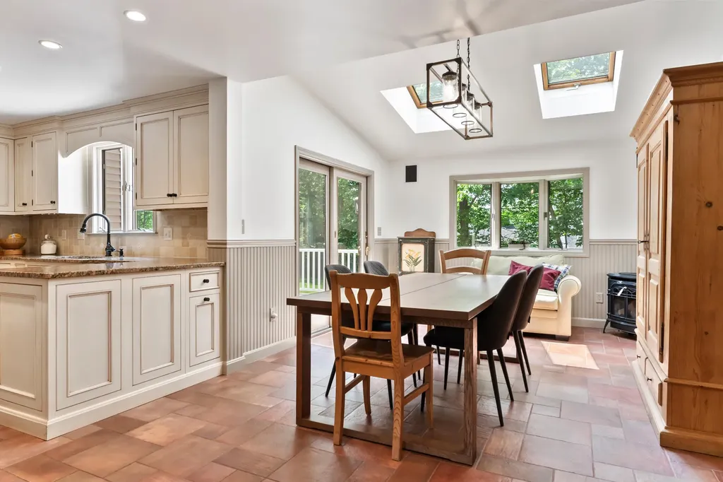 106 Fieldstone Estates Road York ME 03909