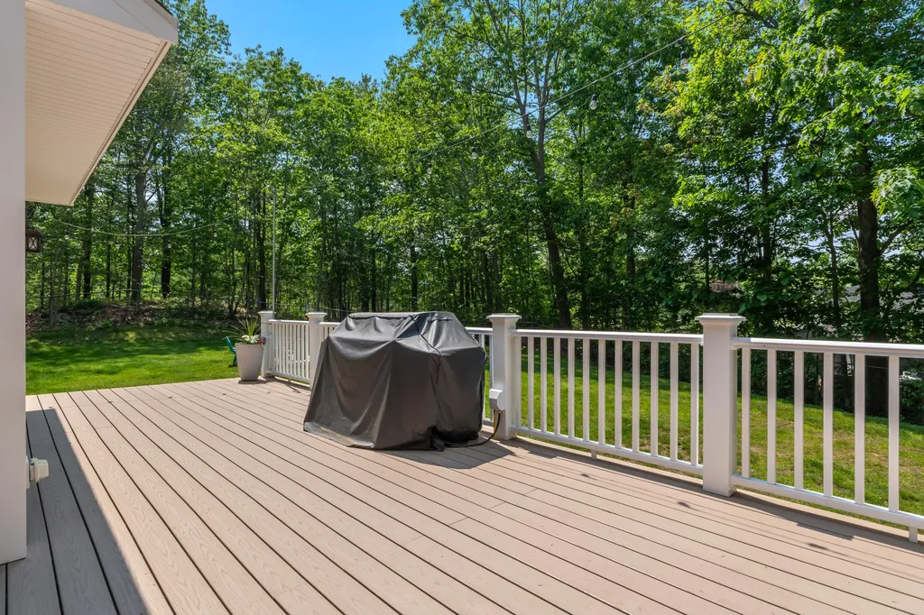 106 Fieldstone Estates Road York ME 03909