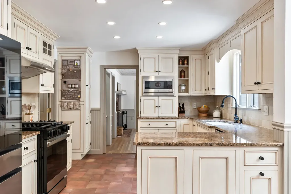 106 Fieldstone Estates Road York ME 03909