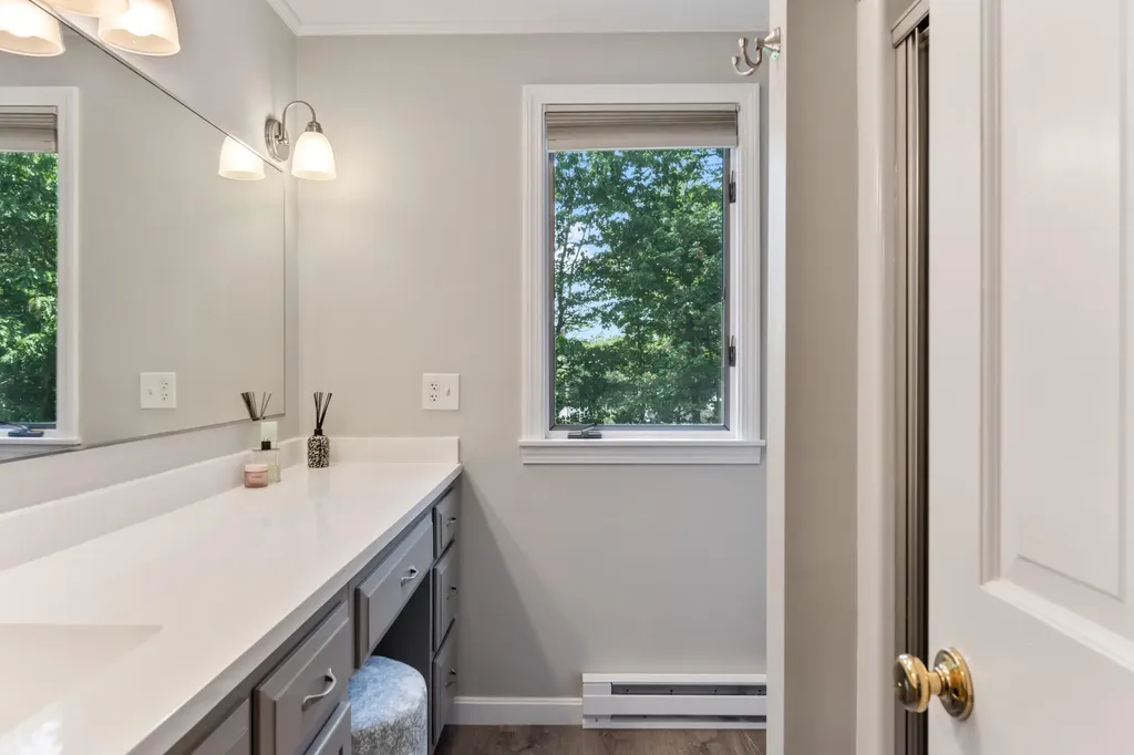 106 Fieldstone Estates Road York ME 03909