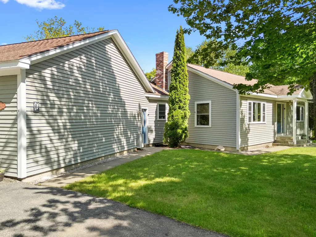 986 Finntown Road Warren ME 04864