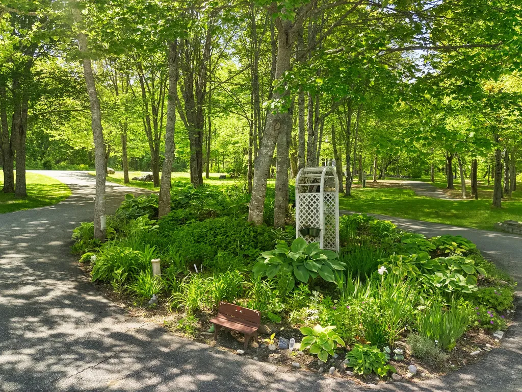 986 Finntown Road Warren ME 04864