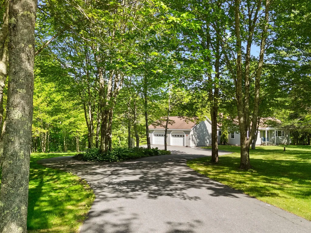 986 Finntown Road Warren ME 04864