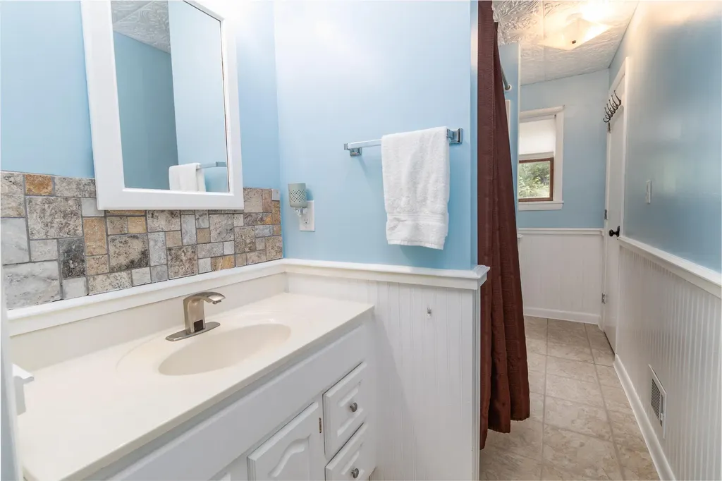 188 Old Chadbourne Road Lewiston ME 04240