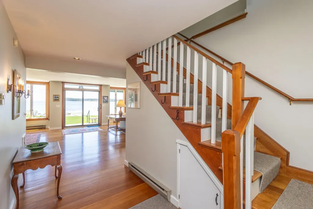 299 Island Avenue Saint George ME 04859