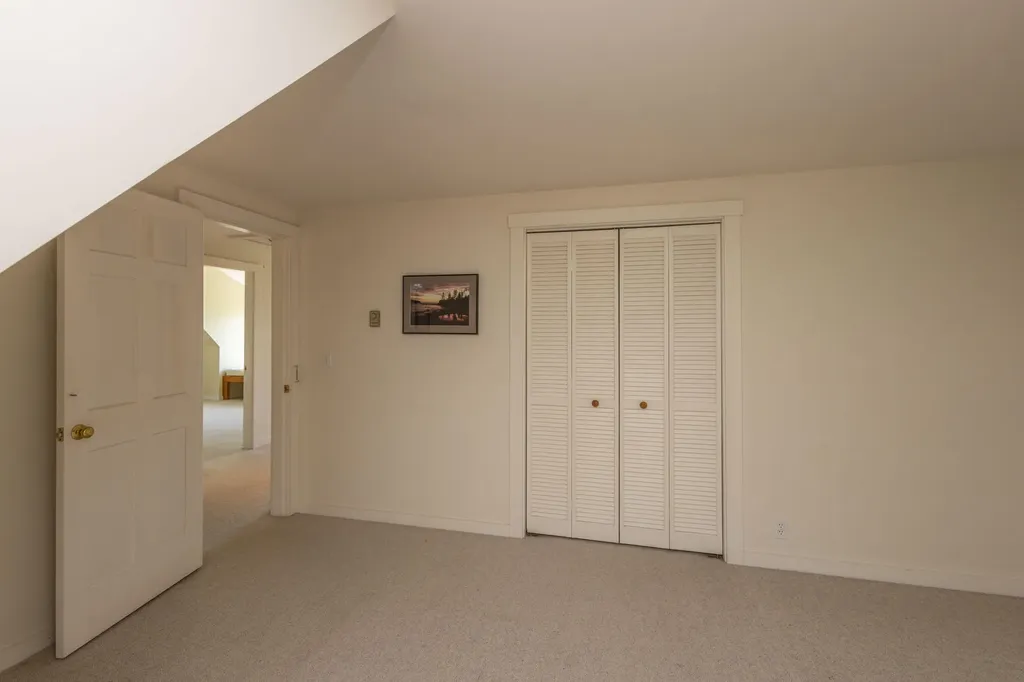 299 Island Avenue Saint George ME 04859