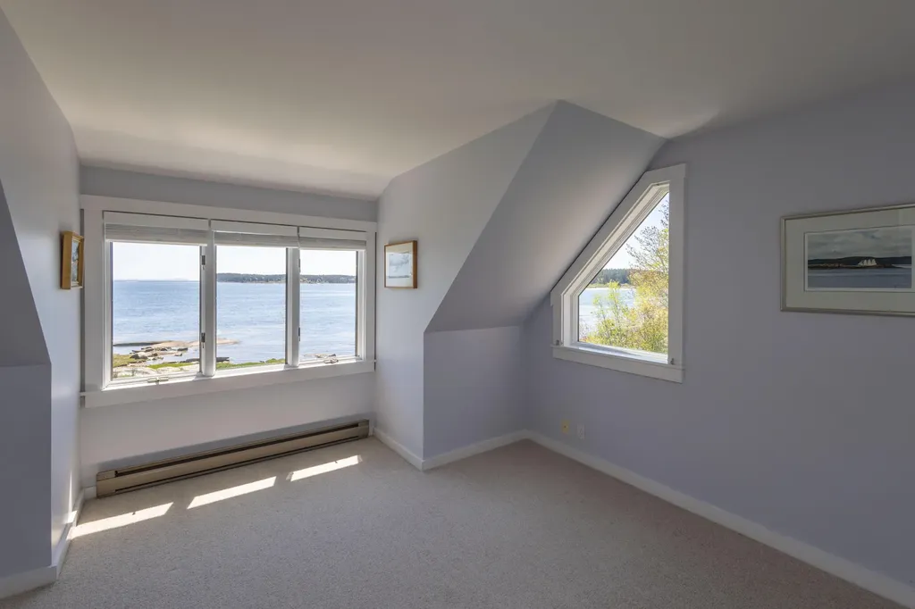 299 Island Avenue Saint George ME 04859