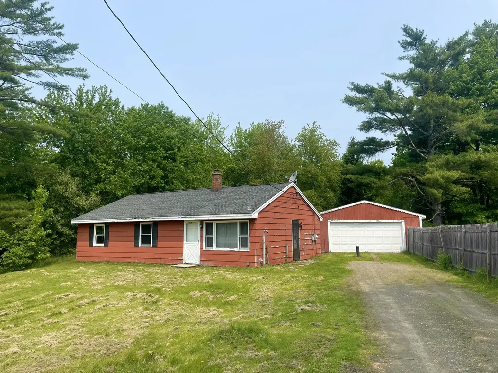 1228 Eastern Avenue Chelsea ME 04330
