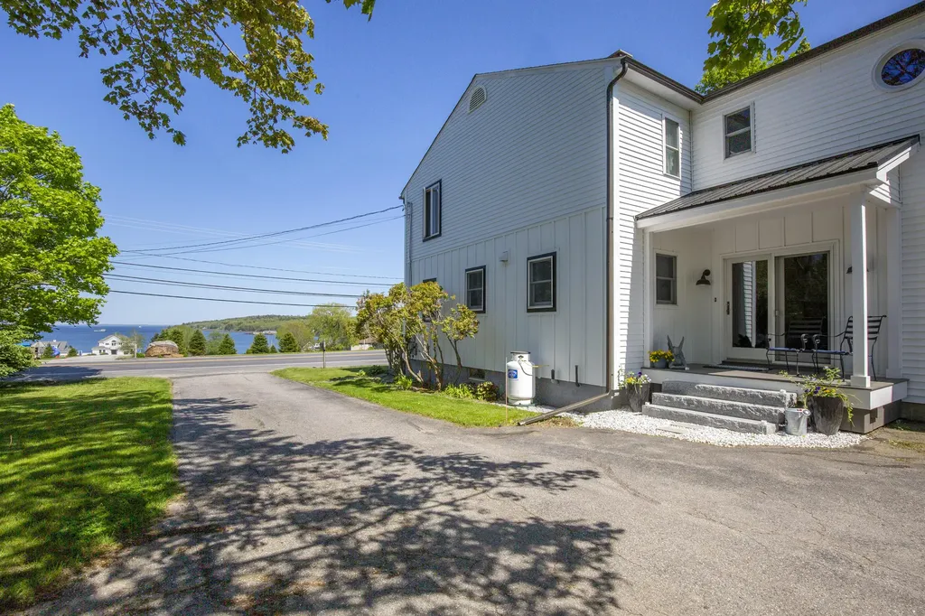 93 Ingraham Drive Owls Head ME 04854