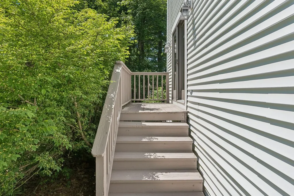 4 Pine Wood Circle Arundel ME 04046