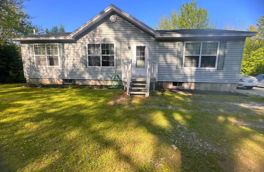 24 Forest Lane Trenton ME 04605