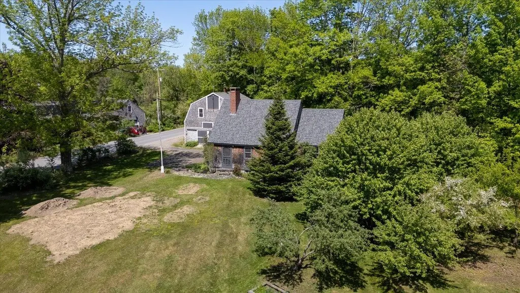 15 Feylers Corner Road Waldoboro ME 04572