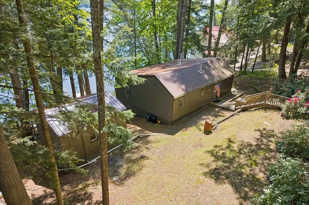 8 S Heritage Woods Lane Winthrop ME 04364