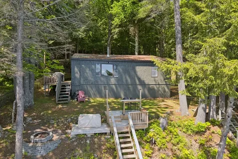8 S Heritage Woods Lane Winthrop ME 04364