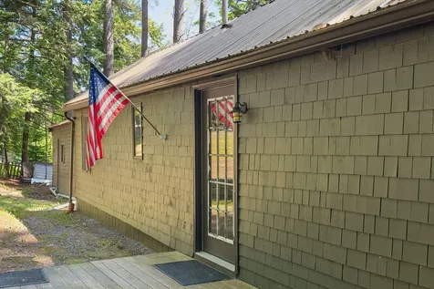 8 S Heritage Woods Lane Winthrop ME 04364