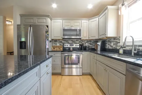 10 Riverside Ridge Road Windham ME 04062