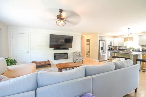 10 Riverside Ridge Road Windham ME 04062