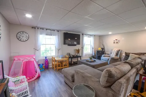 10 Riverside Ridge Road Windham ME 04062
