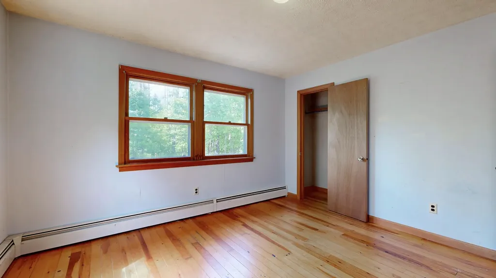 171 Sanford Road Alfred ME 04002