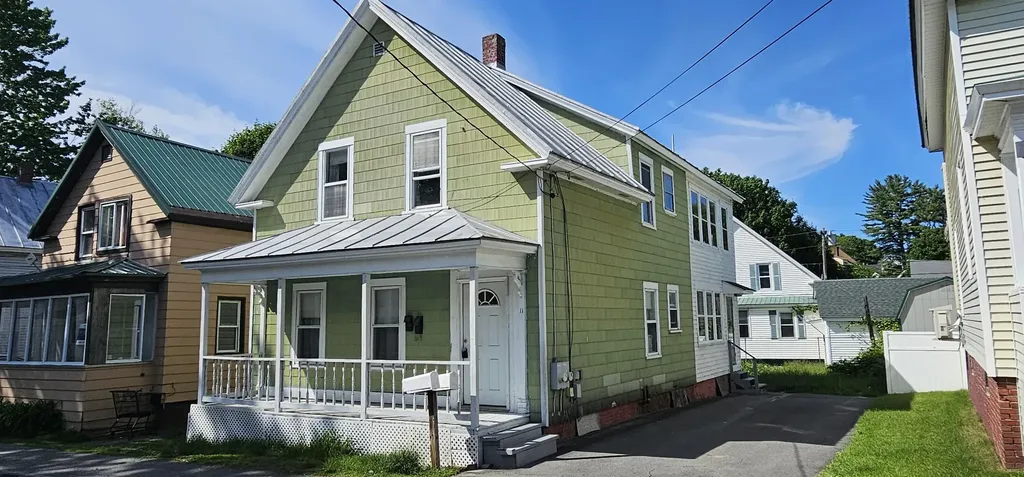 11 Gray Street Waterville ME 04901