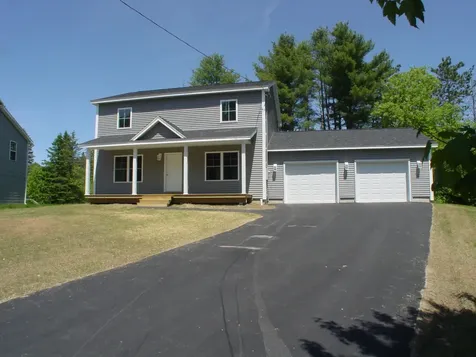 29 Deer Pond Lane Bangor ME 04401