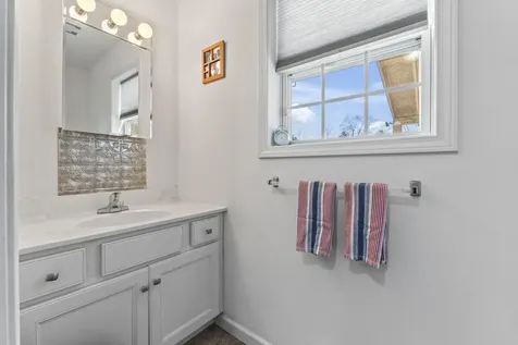 6 Jackson Lane Kennebunk ME 04043