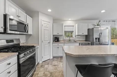 6 Jackson Lane Kennebunk ME 04043