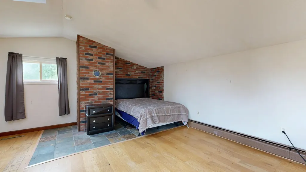 73 Backkingdom Road Mexico ME 04257
