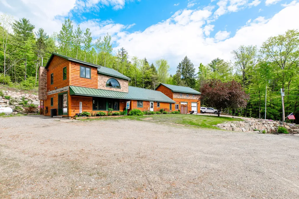 15 Doe Circle Bingham ME 04920