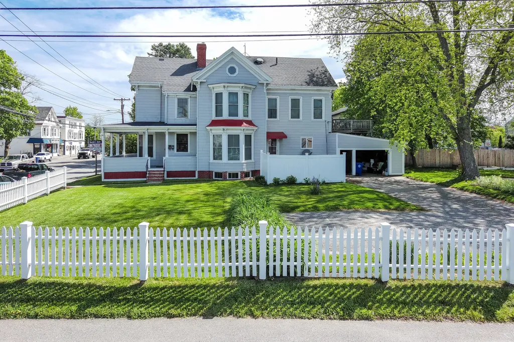 546 Main Street Westbrook ME 04092