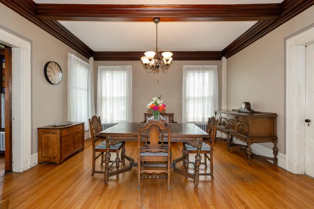 546 Main Street Westbrook ME 04092