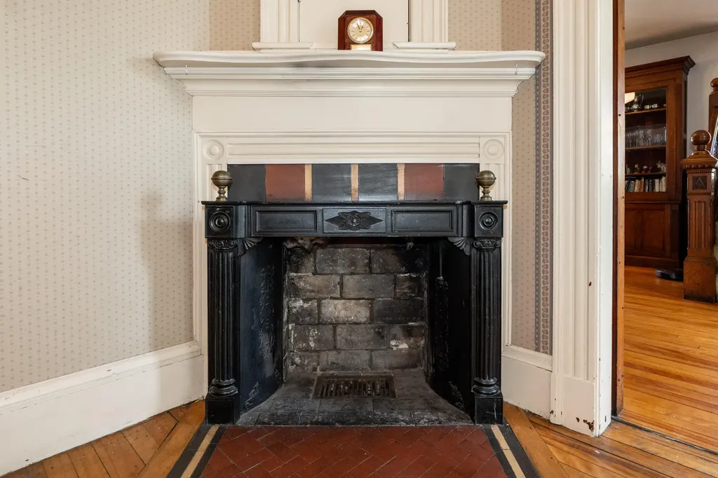 546 Main Street Westbrook ME 04092
