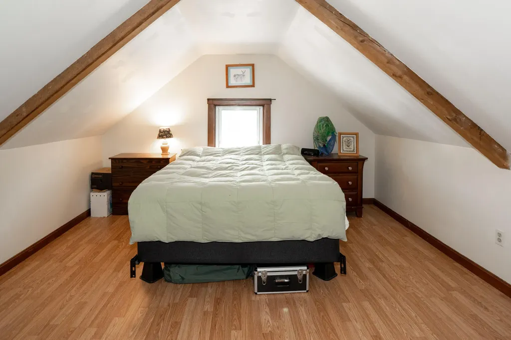 546 Main Street Westbrook ME 04092