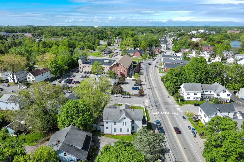 546 Main Street Westbrook ME 04092