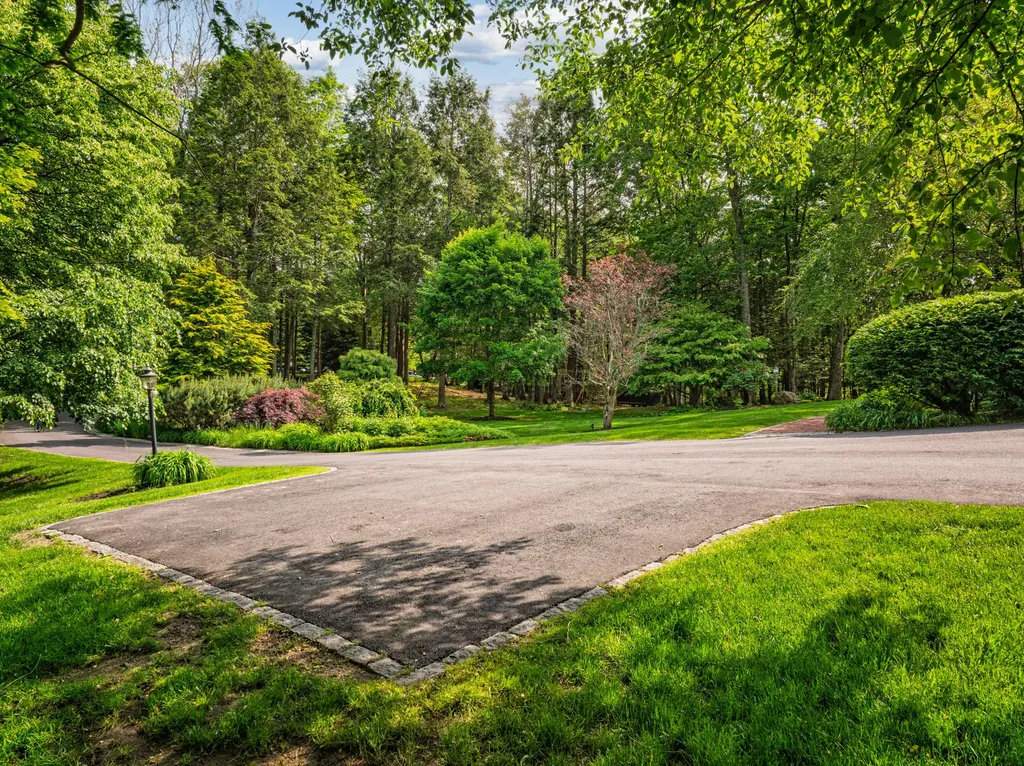 20 Doe Drive Eliot ME 03903
