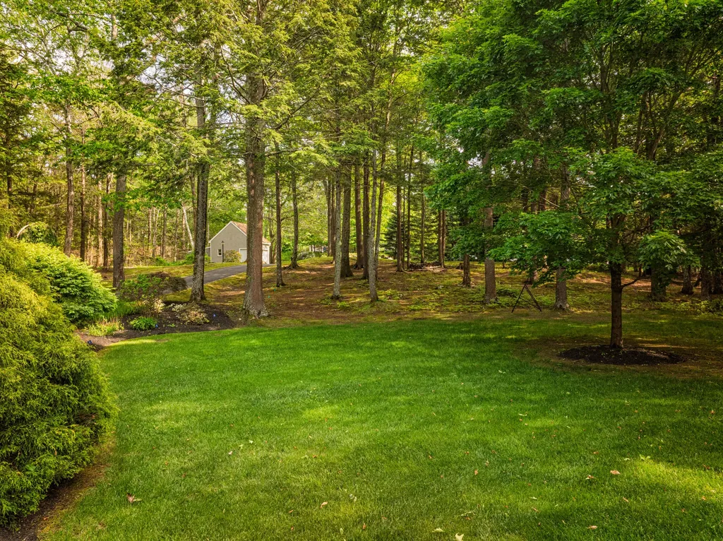 20 Doe Drive Eliot ME 03903